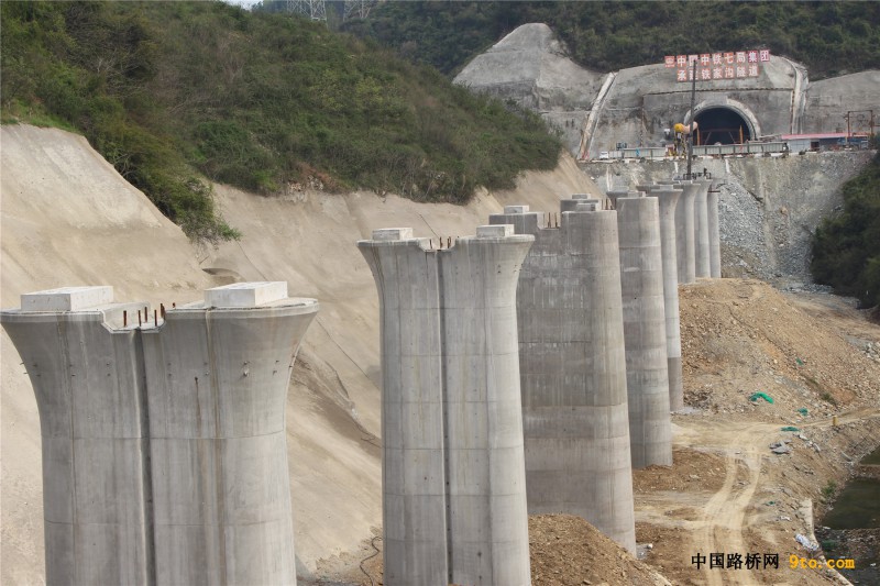 6、螃蟹河大橋